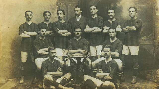 1910-1913. First National and International Titles