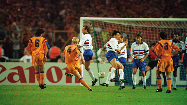 1992. Cruyff’s Barça Wins its First European Cup with a Legendary Goal at Wembley