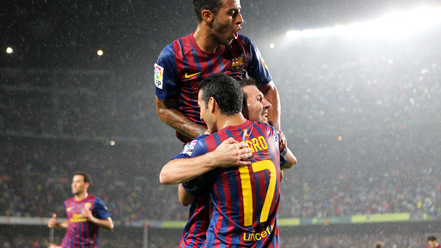 Messi, Pedro i Thiago celebren un dels gols aconseguits aquesta temporada