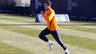 Afellay comença a fer treball individual damunt la gespa. FOTO: MIGUEL RUIZ-FCB.