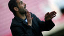 Guardiola, dirigint al Barça B