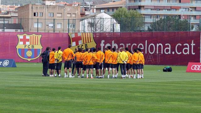 Training session 22/04/2012 / PHOTO: Miguel Ruiz - FCB