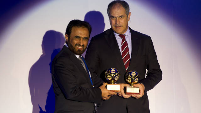 Andoni Zubizarreta with two of FC Barcelona's awards PHOTO LEX CAPARR S