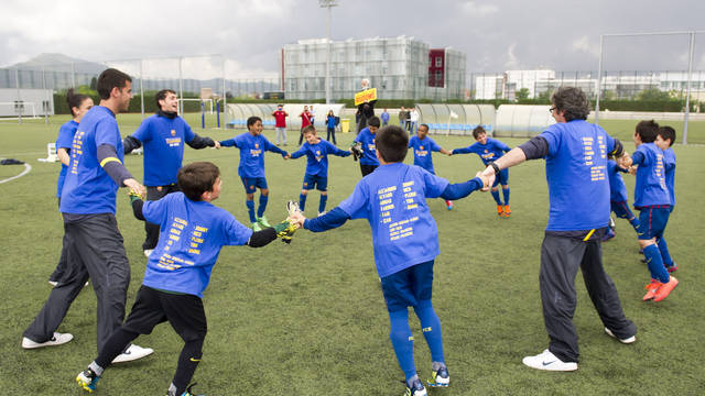 El Benjamín C, campeón del grupo 12 de la Segunda División Benjamín / FOTO: ÀLEX CAPARRÓS - FCB