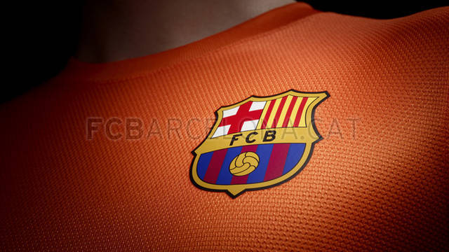 لباس رسمی تیم فوتبال باشگاه بارسلونا اسپانیا در فصل 2012-2013 FCBarcelona Spain