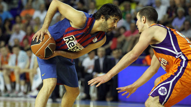 Navarro and De Colo. PHOTO: MIGUEL RUIZ-FCB.