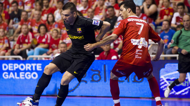 Lozano and Esquerdinha. PHOTO: ÀLEX CAPARRÓS-FCB