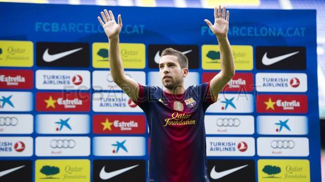 2012-07-05 PRESENTACION JORDI ALBA 007-Optimized