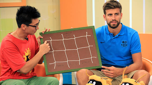 Gerard Piqué, durante la entrevista / FOTO: Pei Han