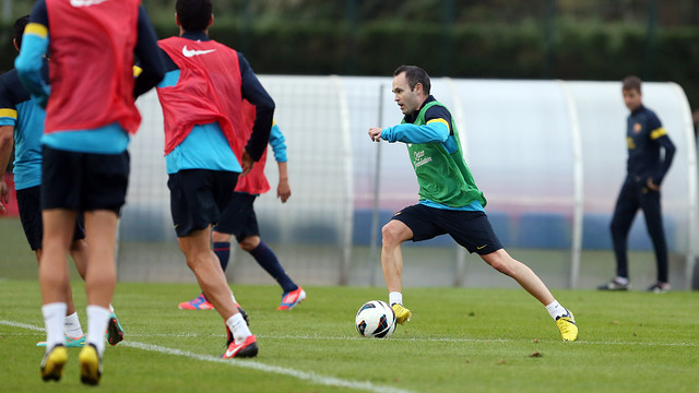 Iniesta, en un entrenamiento / FOTO: ARCHIVO FCB