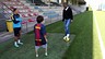 Squad thrilled to meet Gabriel / PHOTO: MIGUEL RUIZ - FCB