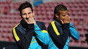 Messi i Rafinha, a l'entrenament d'aquest dimecres abans de rebre el Benfica / FOTO: MIGUEL RUIZ - FCB