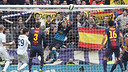 Valdés against Real Madrid at Bernabéu / FOTO: MIGUEL RUIZ-FCB