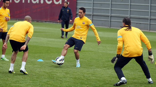 Adriano has returned to work with the squad. PHOTO: MIGUEL RUIZ-FCB