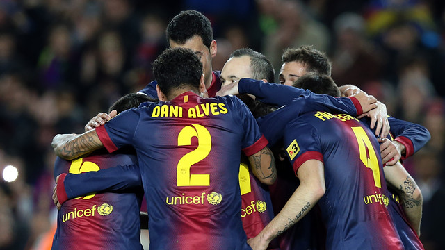 El equipo celebra un gol en el Camp Nou / FOTO: MIGUEL RUIZ-FCB