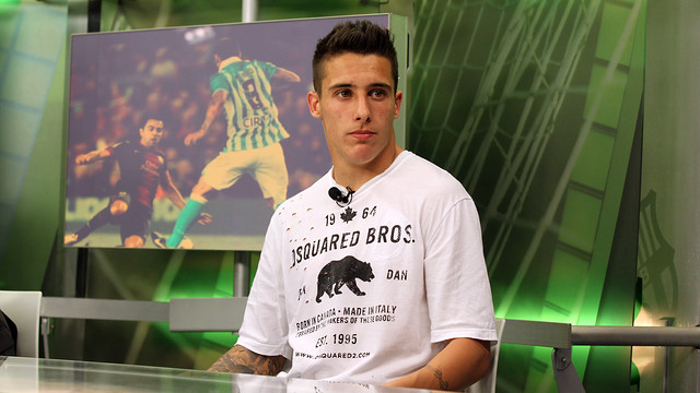 Cristian Tello in the ''El Marcador' studio at Barça TV / PHOTO: MIGUEL RUIZ – FCB