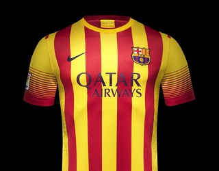 Fa13_FB_ClubKits_Barca_Authentic_Away_HERO_0472-Optimized