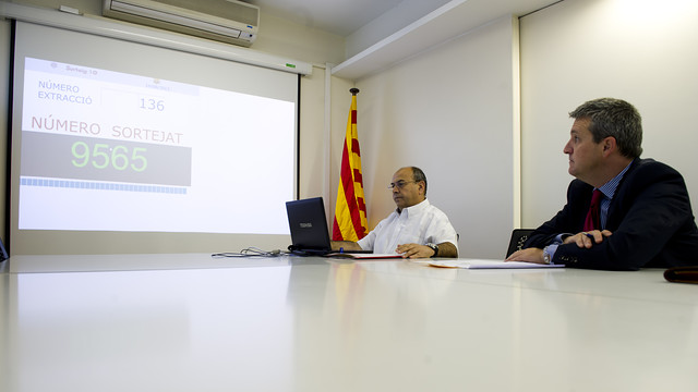 Sorteig Camp Ple. FOTO: ÀLEX CAPARRÓS-FCB. Sorteig Camp Ple. FOTO: ÀLEX CAPARRÓS-FCB.