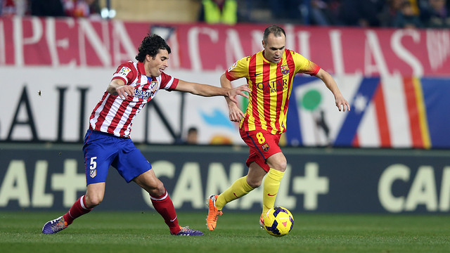 Andrés Iniesta and Tiago / PHOTO: MIGUEL RUIZ - FCB