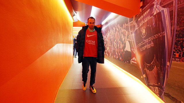 Iniesta, before the game / PHOTO: MIGUEL RUIZ-FCB