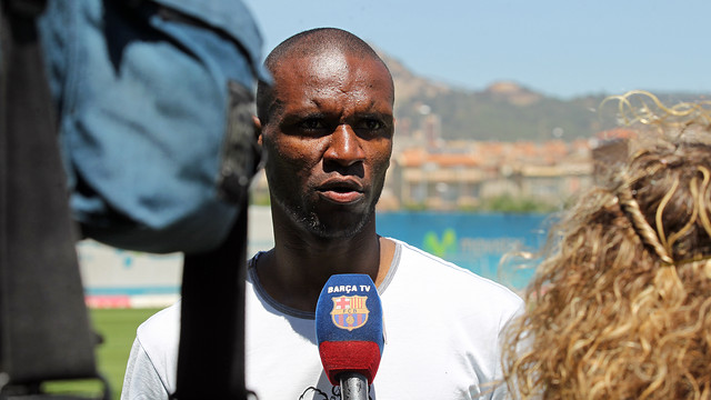 Abidal talking to Barça TV / PHOTO: MIGUEL RUIZ-FCB