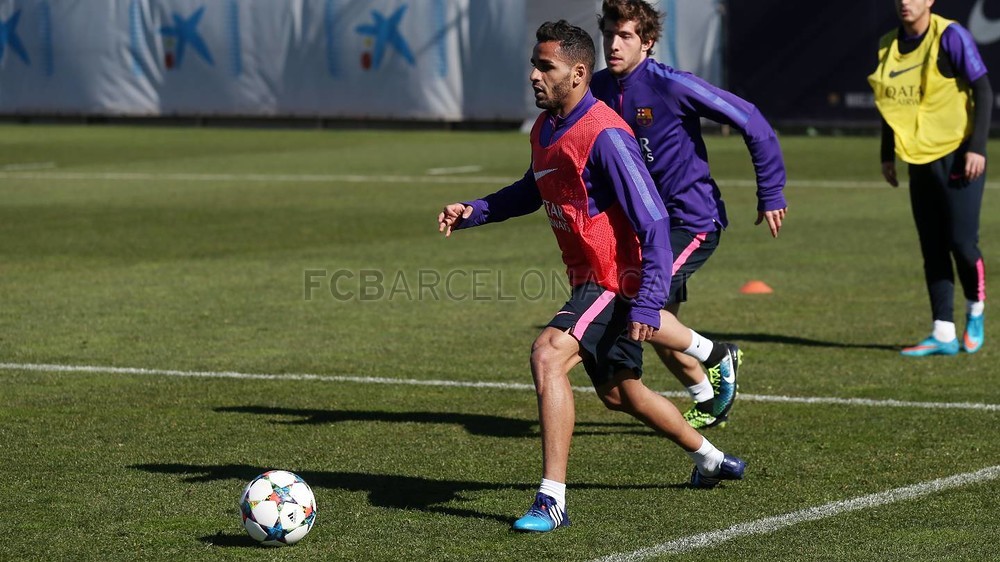 تدريبات برشلونة تشهد غياب ألبا 2015-02-22_ENTRENO_16-Optimized.v1424606310