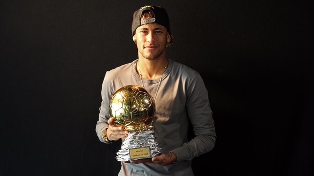 Neymar has been recognised as Europe's top Brazilian footballer / MIGUEL RUIZ-FCB