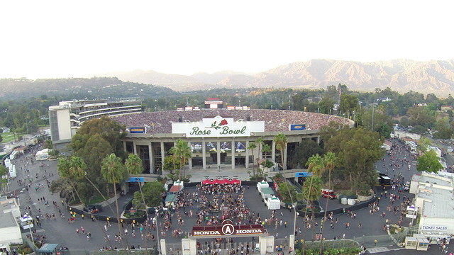 The Rose Bowl in Pasadena, California is home to the UCLA Bruins of the NCAA.  / www.rosebowlstadium.com