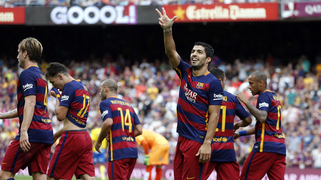 Luis Suárez celebrates scoring against UD Las Palmas / MIGUEL RUIZ